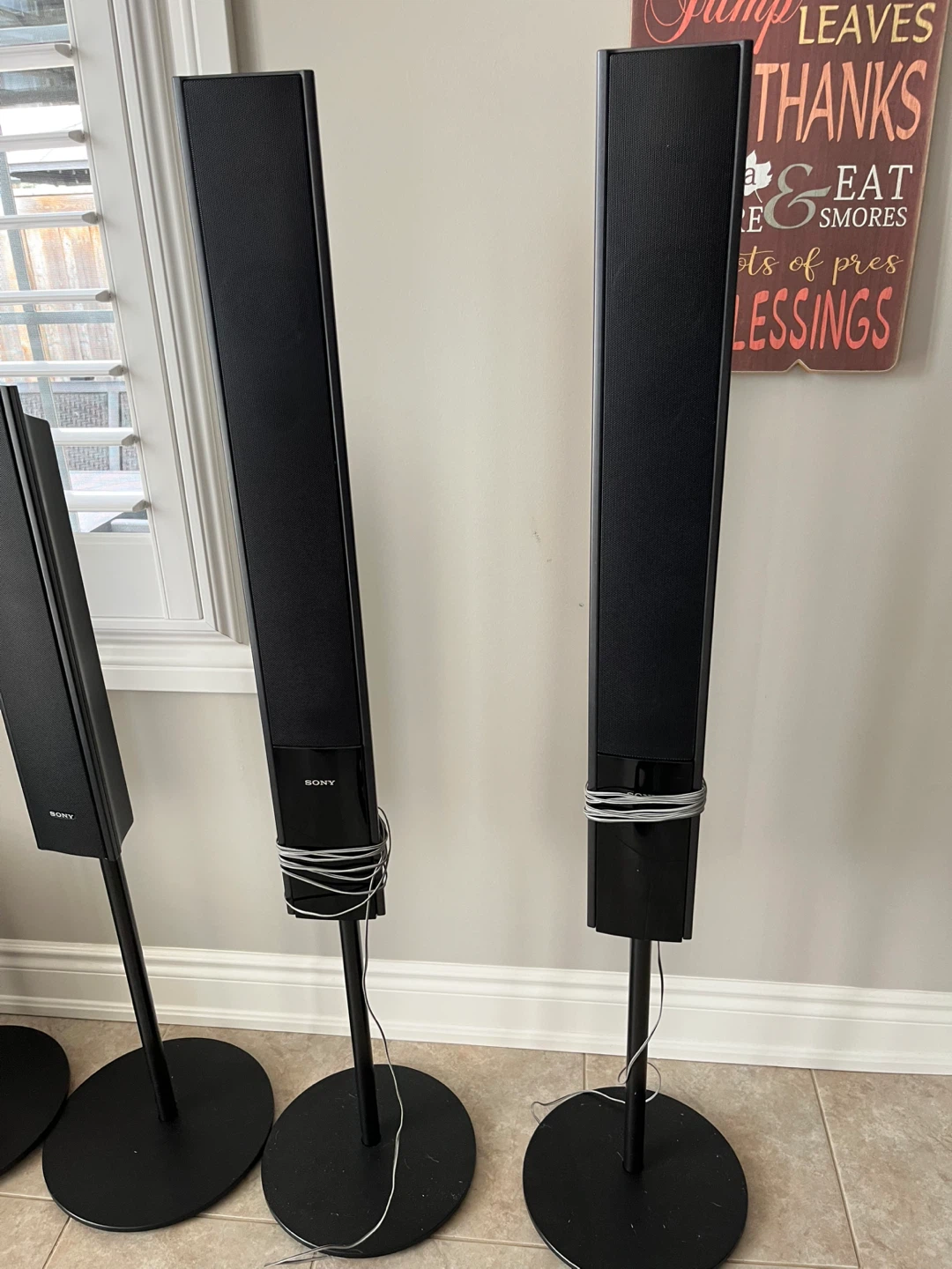 Sony SS-CNP23 & SS-SRP23F Speaker System - photo 2