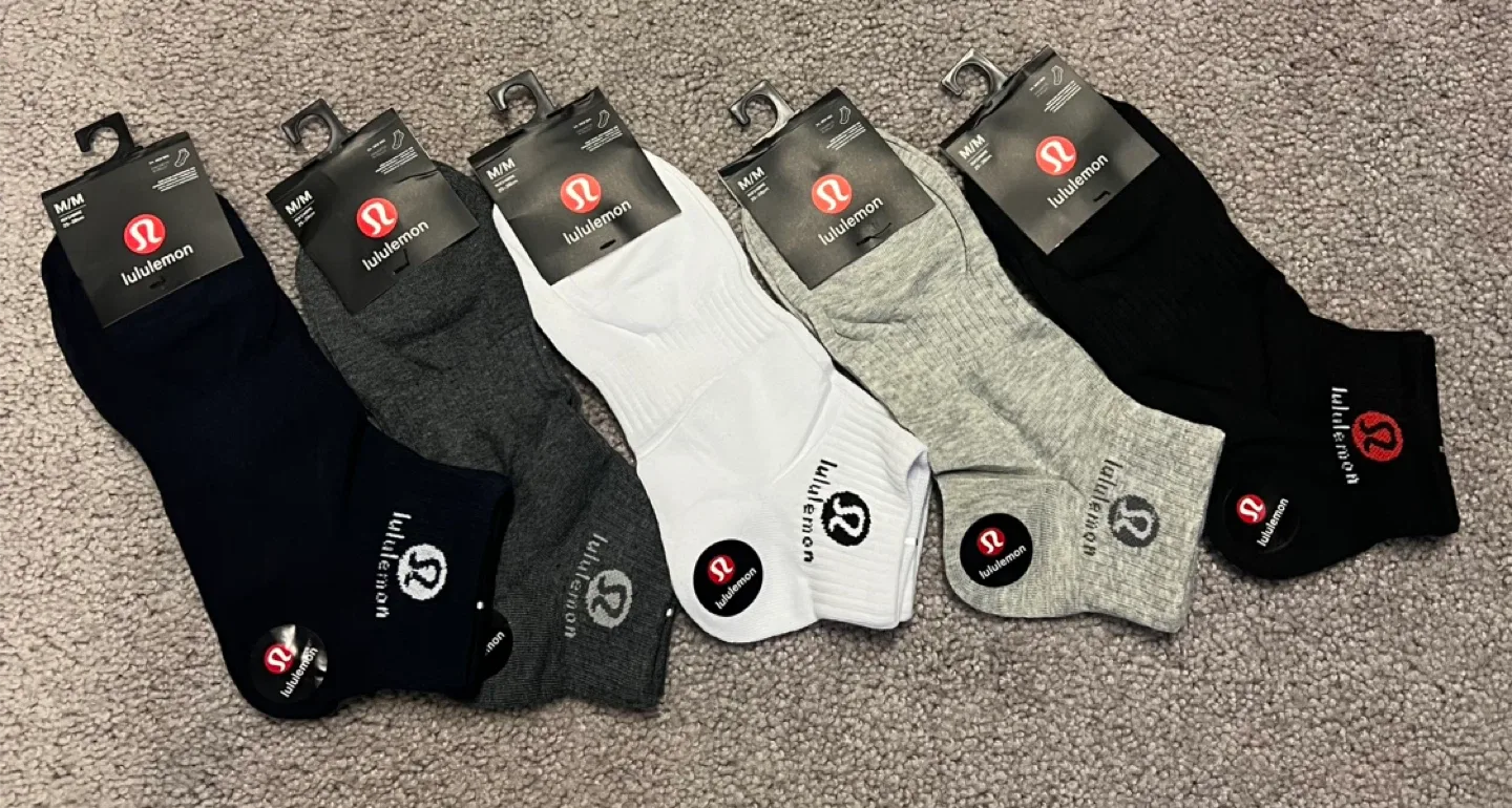 New Lululemon Ankle Socks - Size M/M thumbnail