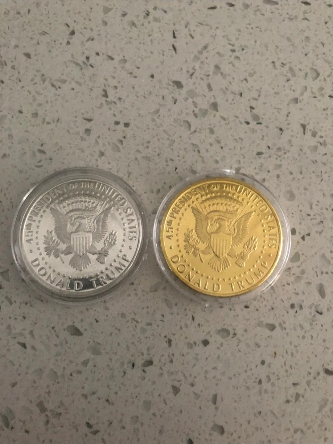 Donald Trump imatation coins gold silver image indicator(2)