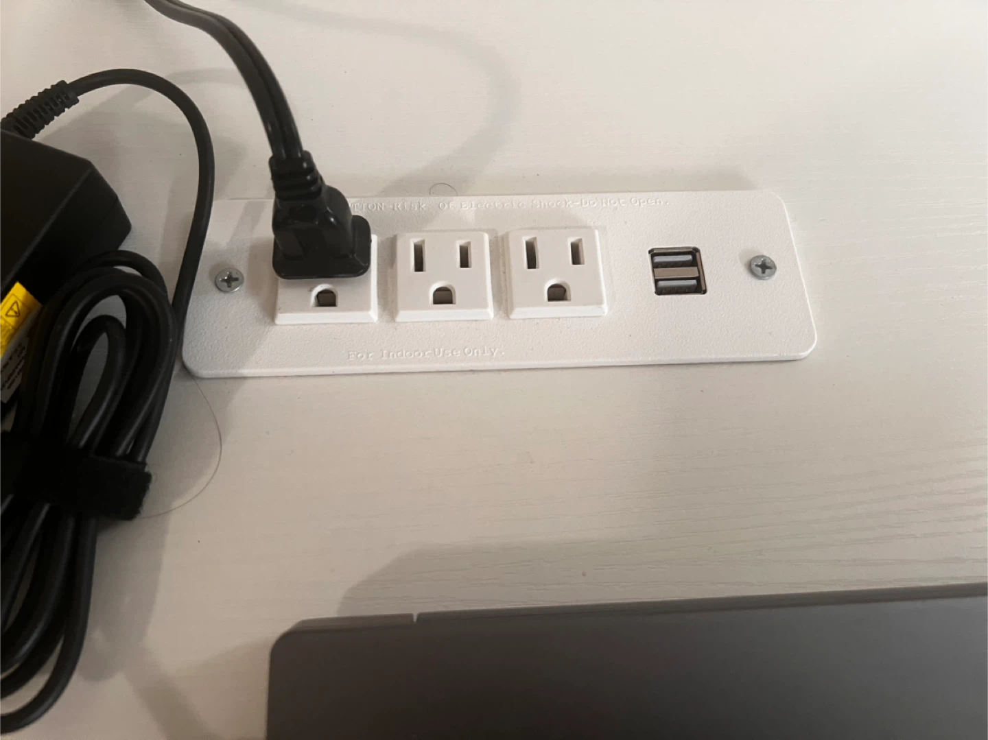 Computer desk with power outlet - photo 4