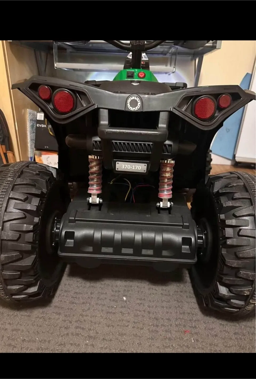 Kids Ride On ATV - Green & Black image indicator(3)