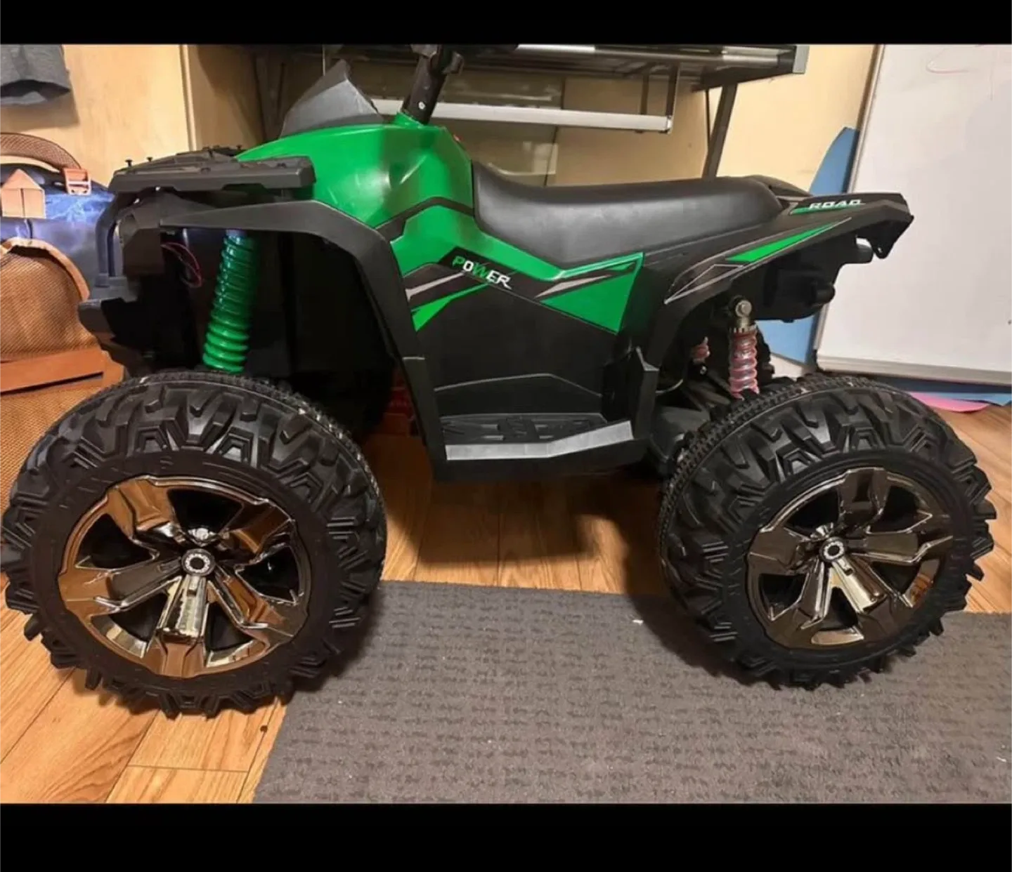 Kids Ride On ATV - Green & Black image indicator(2)