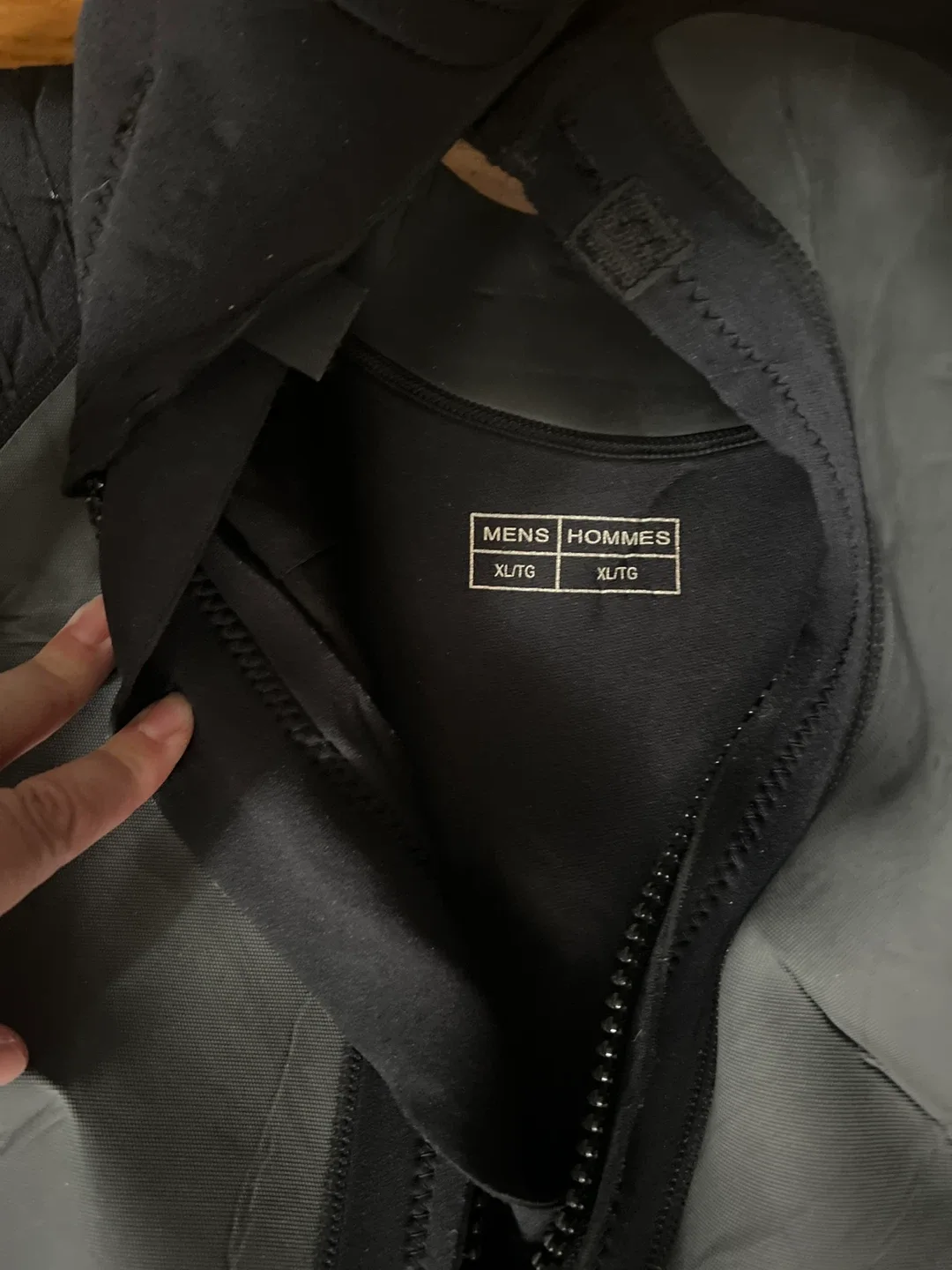 Body Glove Wetsuit - Men's M/XL image indicator(2)