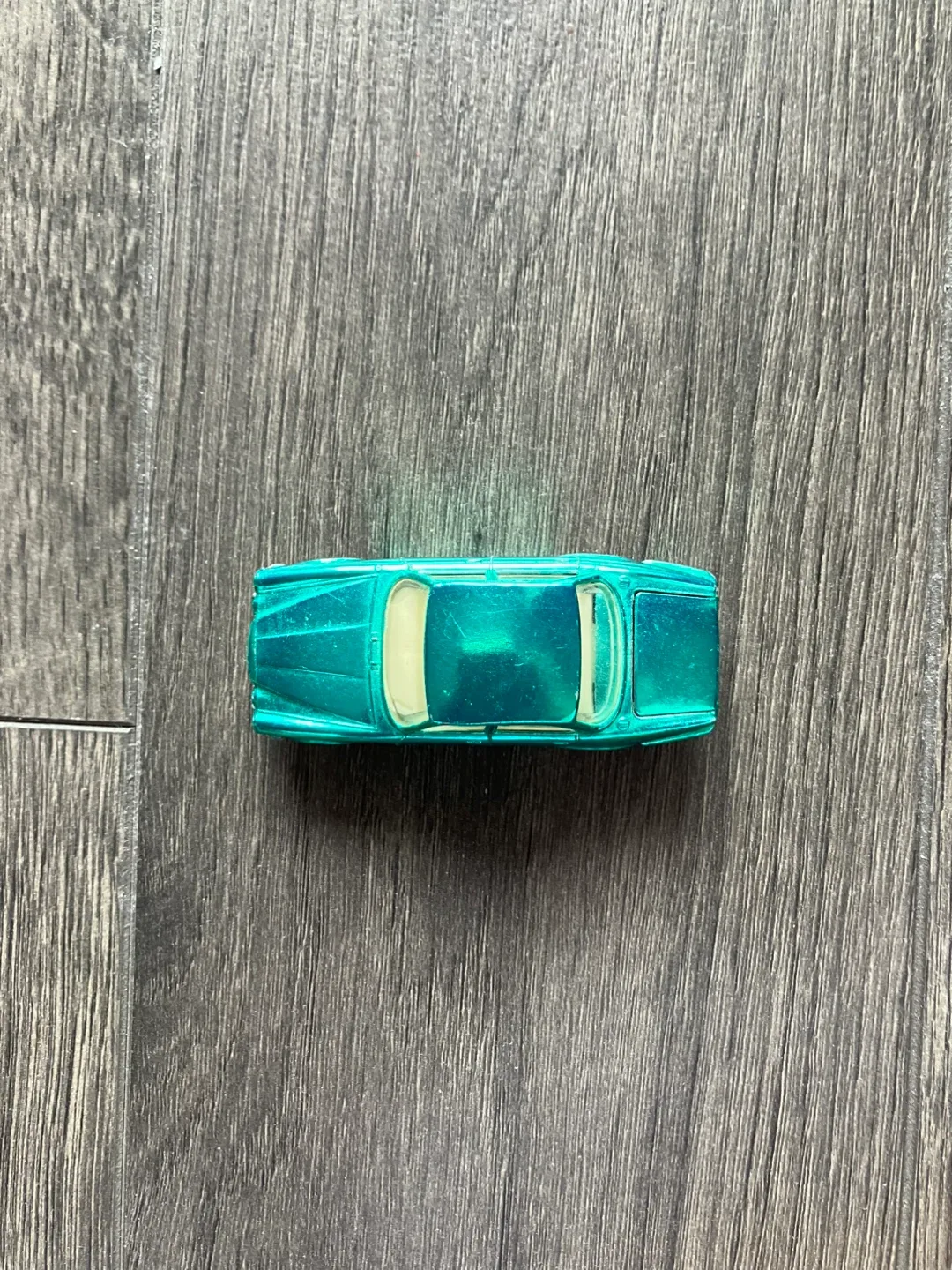 Corgi Jaguar XJ6 Diecast Car