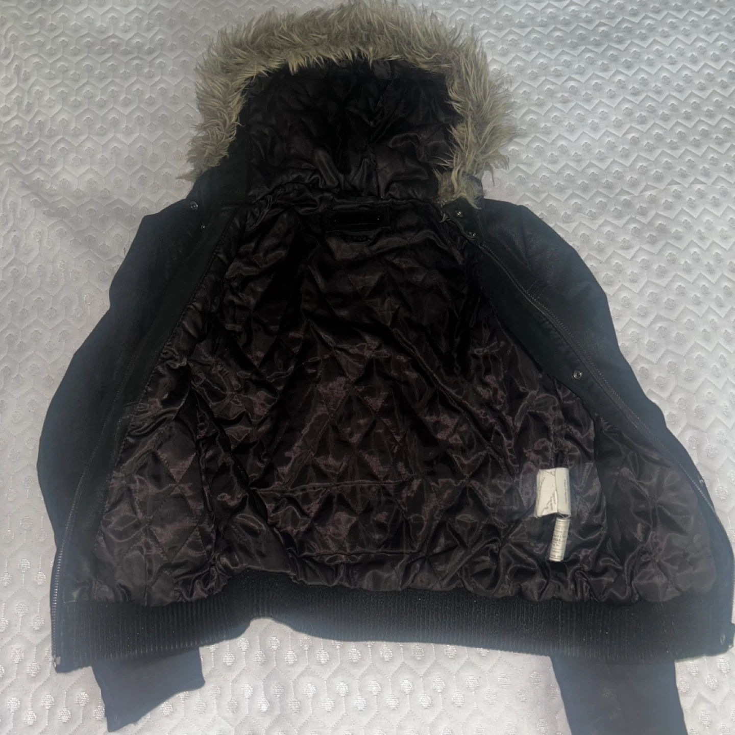 Danier Leather Jacket -XS (Dixie&Bloor) - photo 3