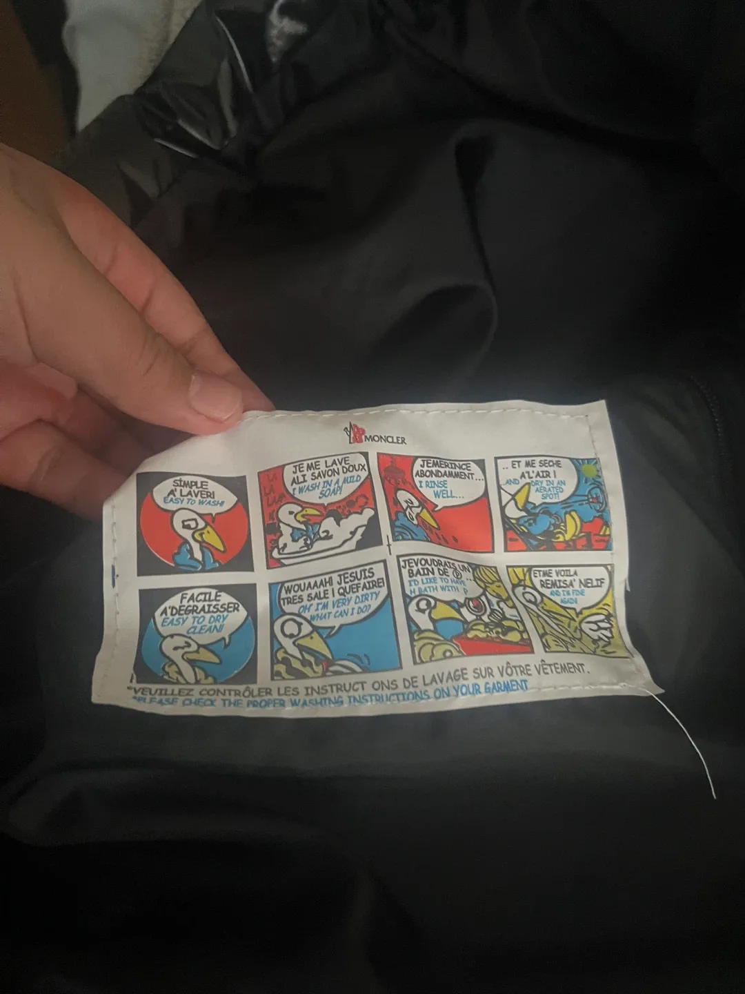 Moncler Black Padded Vest rep image indicator(3)