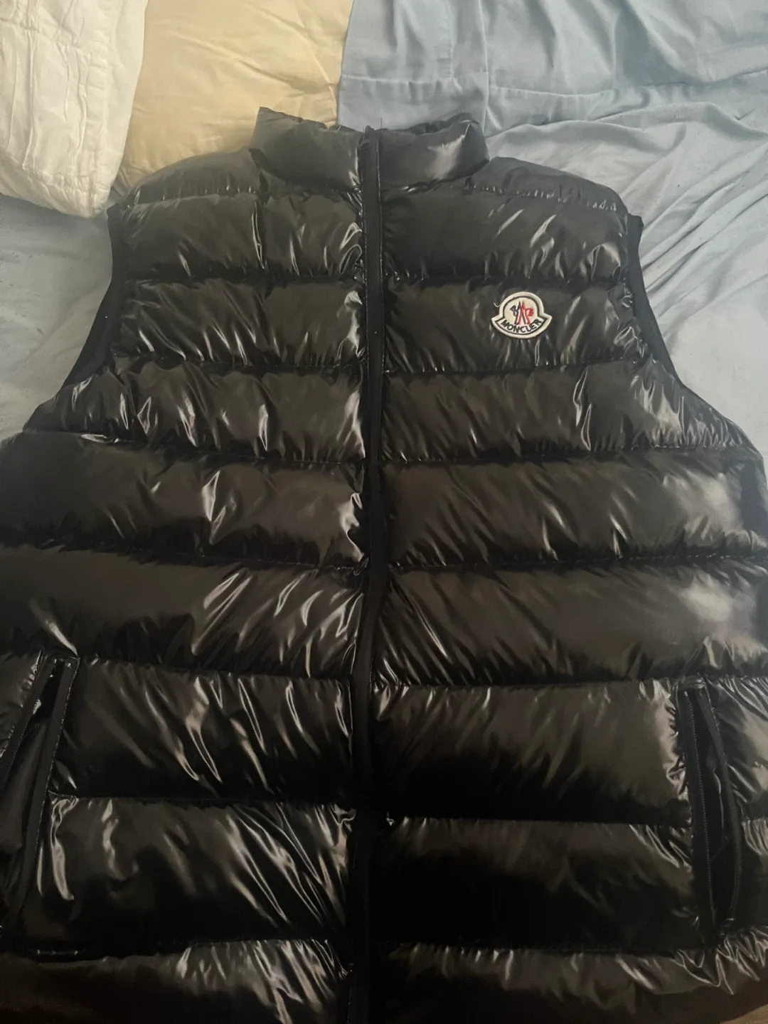 Moncler Black Padded Vest rep image indicator(2)
