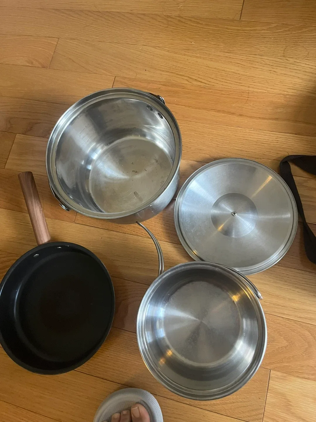 Vaimar Stainless Steel Cookware Set image indicator(3)