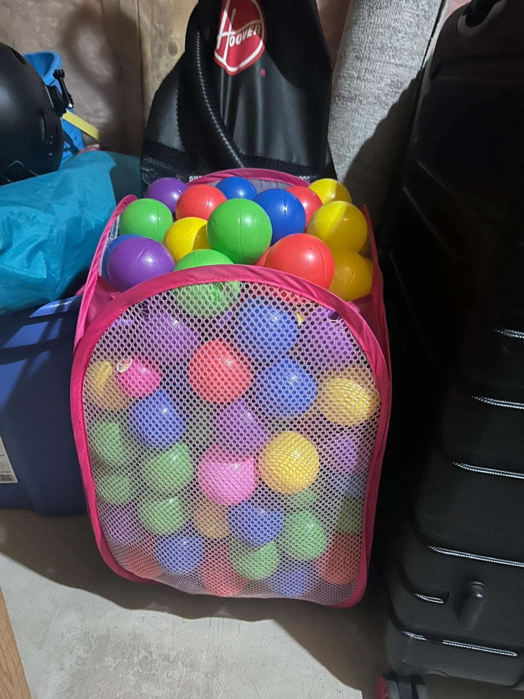 Kids Play Pit Balls with Pink Mesh Bag