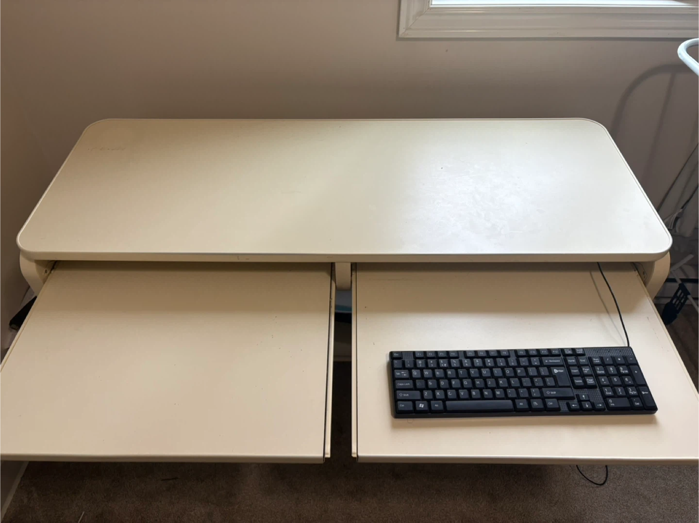 White Desk with Pull-Out Keyboard Trays
