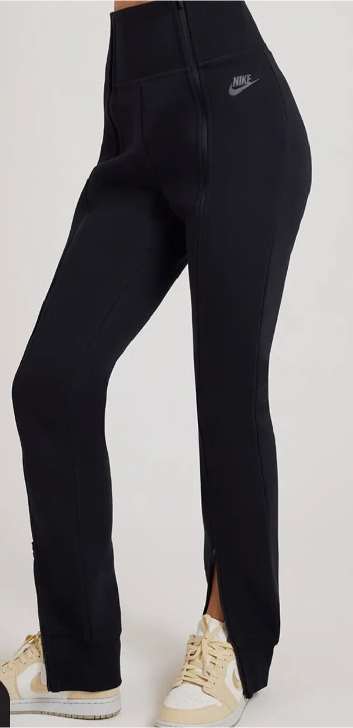 Nike Tech Fleece Black Pants with Zippers image indicator(2)