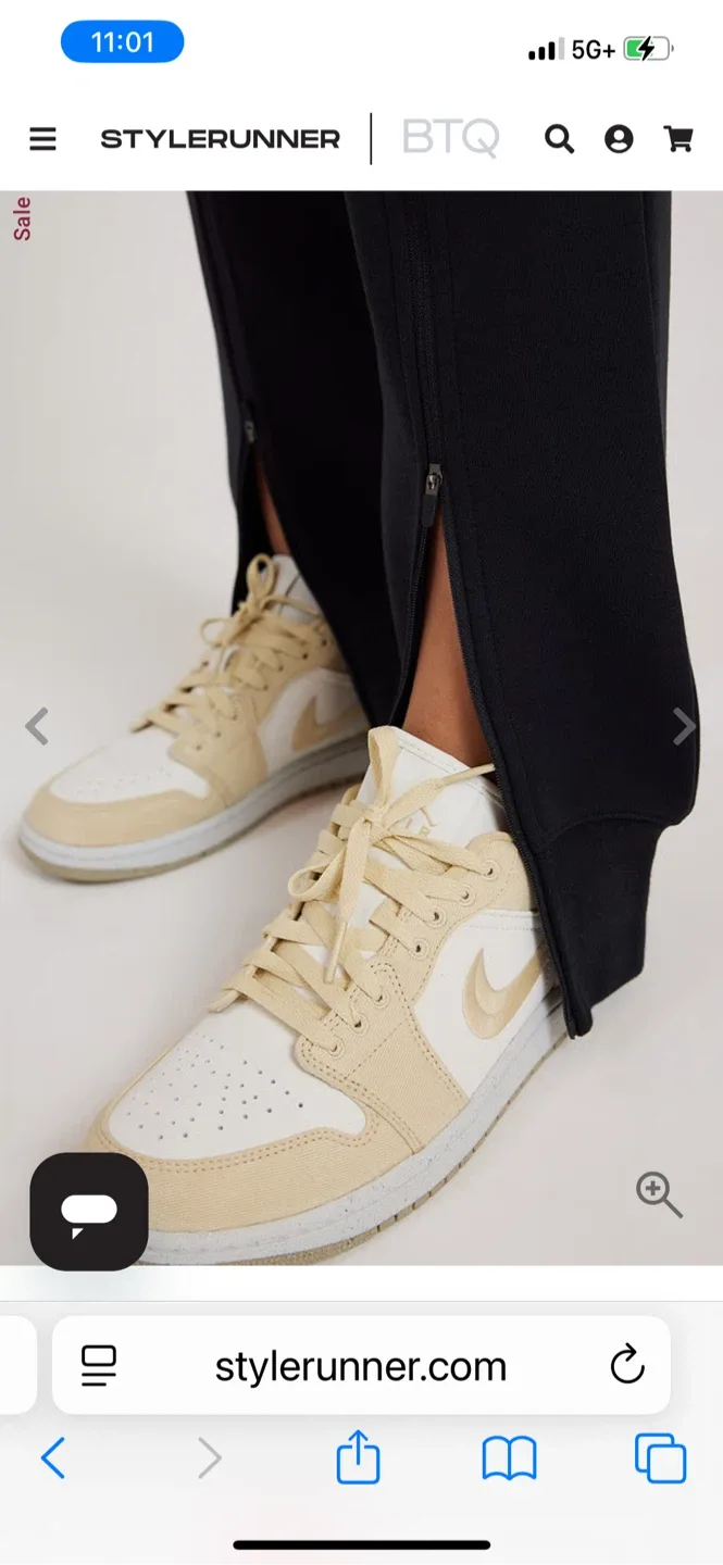 Nike Tech Fleece Black Pants with Zippers image indicator(5)