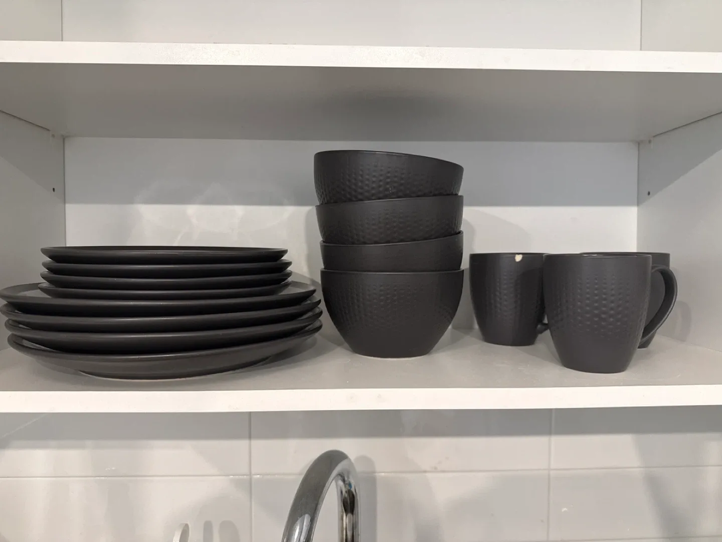 Canvas Dinnerware Set thumbnail