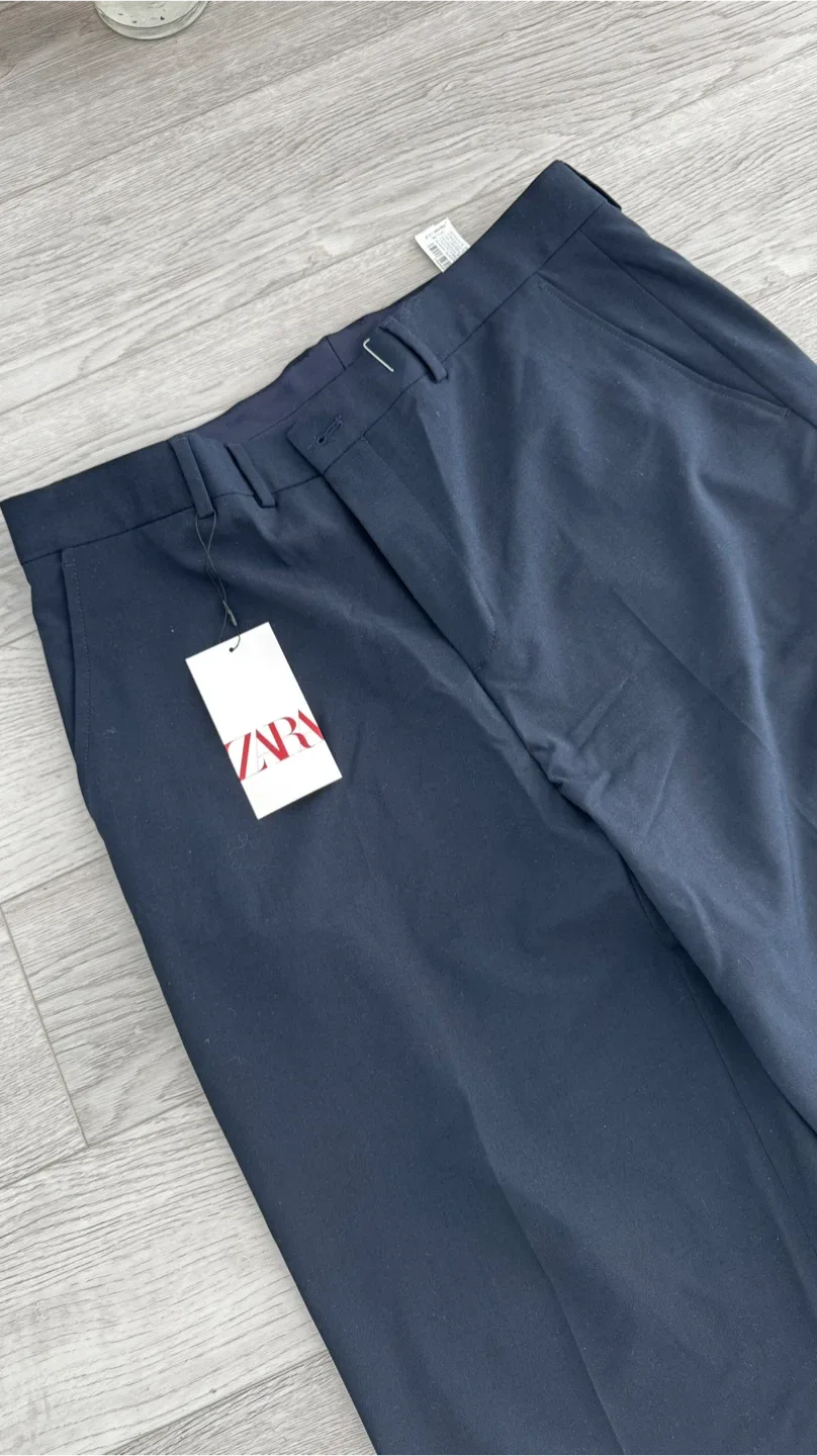 NEW Zara Men Suit Pants - Size 32 image indicator(2)