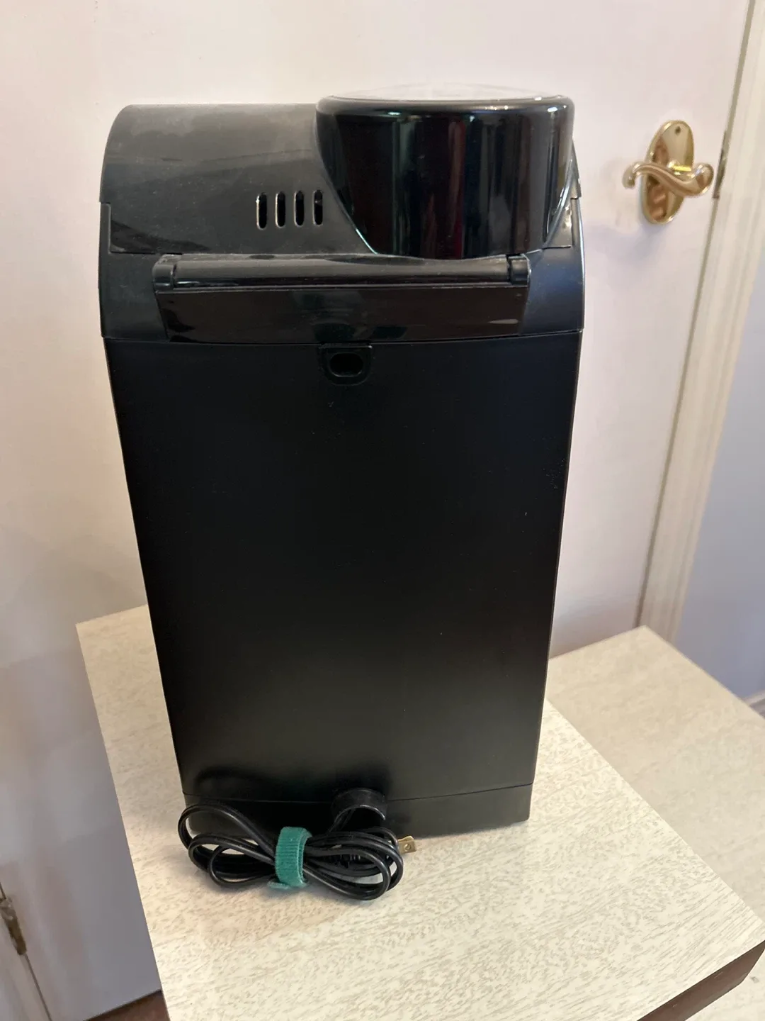 Cuisinart Automatic Grind & Brew Thermal Coffee Maker image indicator(4)