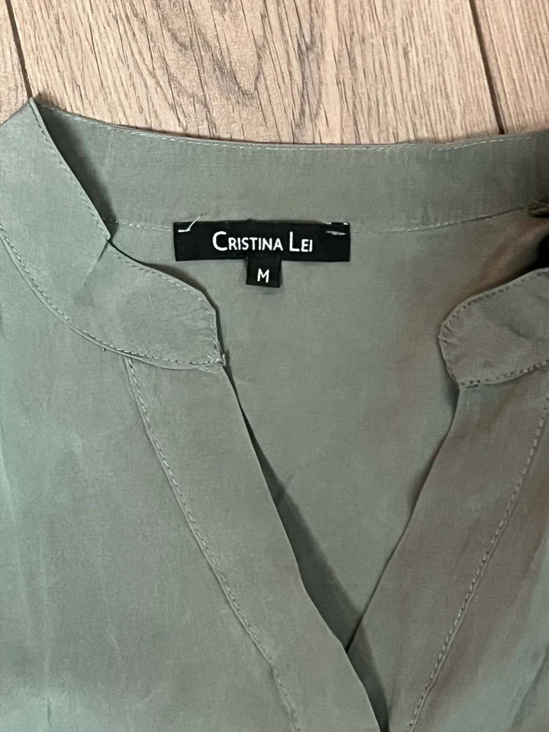 Cristina Lei Green Dress - Size M image indicator(3)