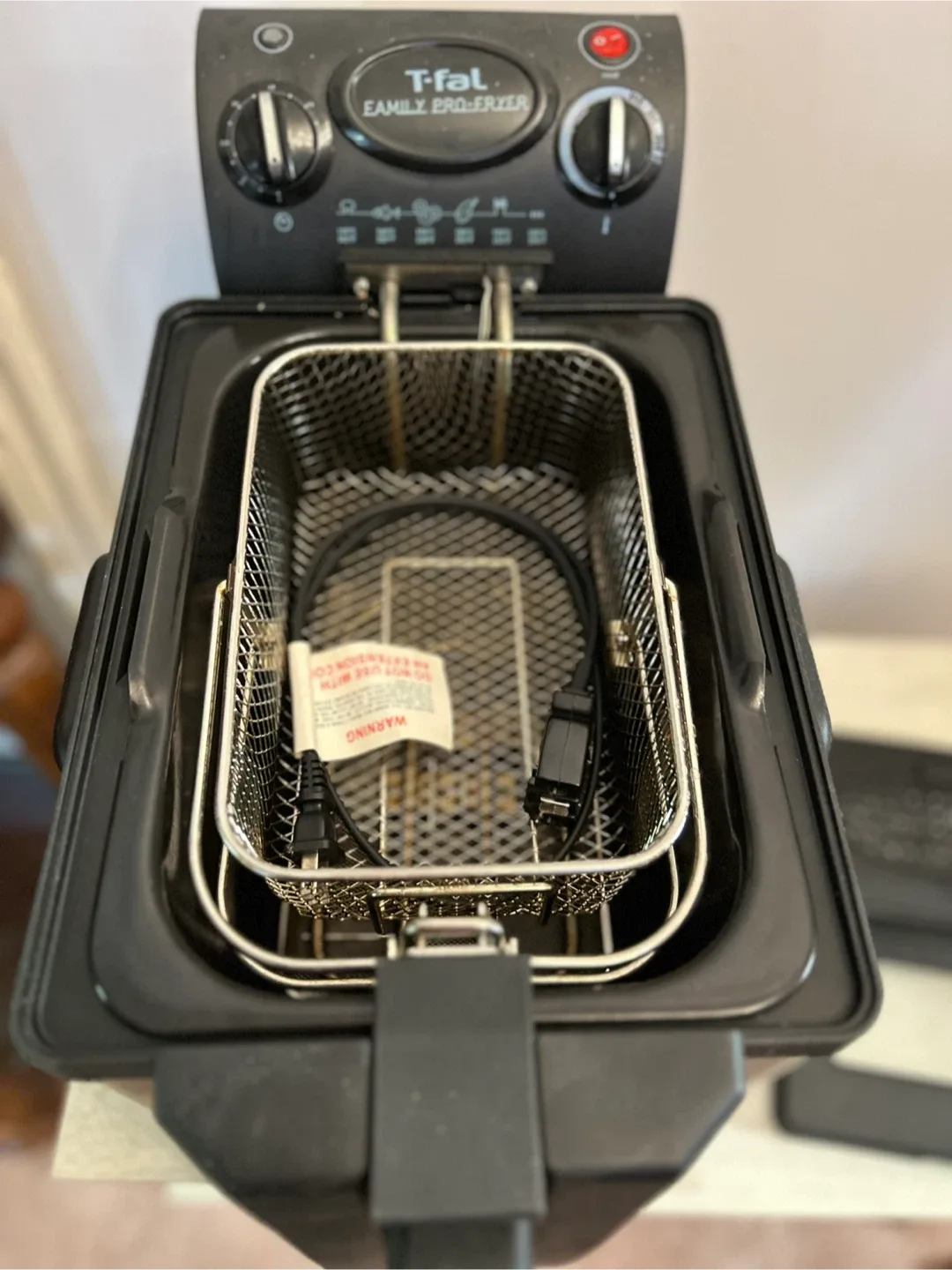 T-fal Family Pro Fryer image indicator(2)