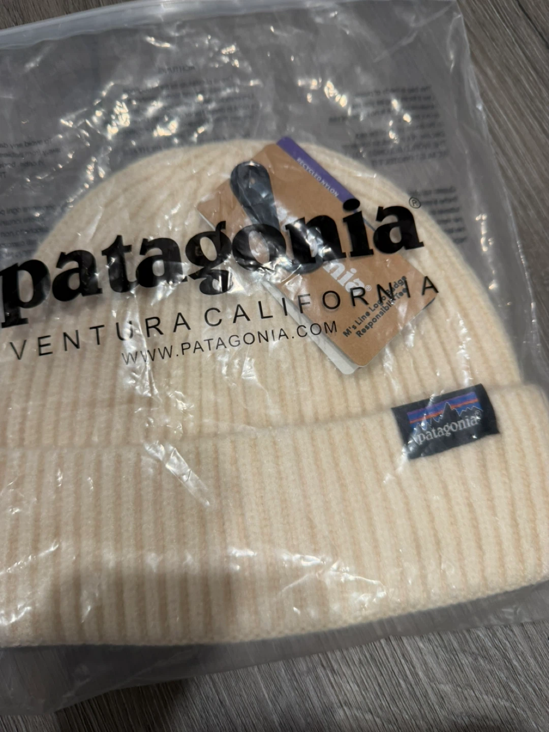 New Patagonia Fisherman's Rolled Beanie - Cream - photo 2