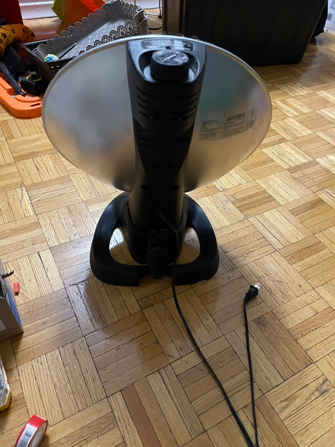 Presto HeatDish Electric Heater - photo 3