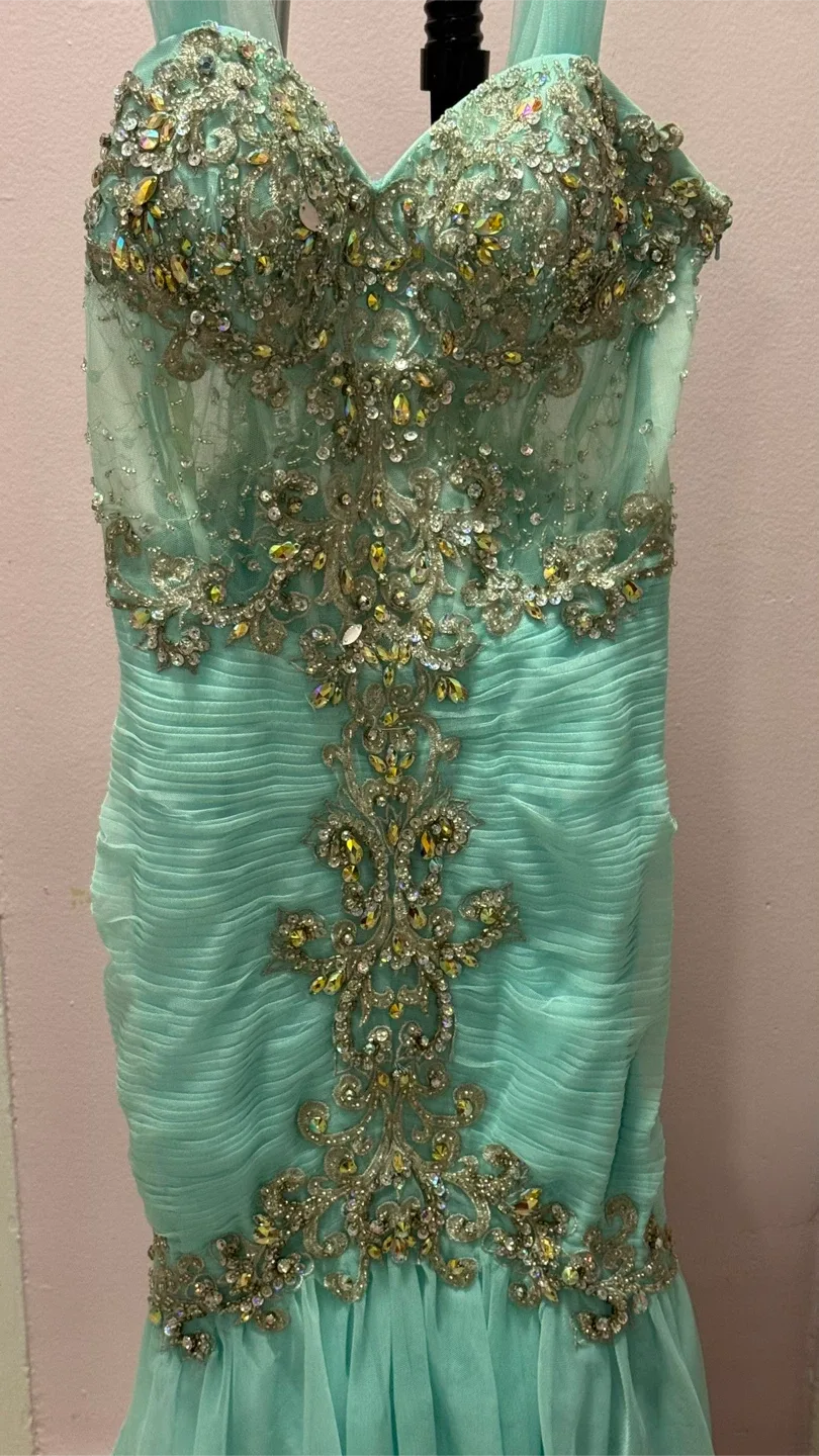 Beautiful Occasional dress image indicator(2)