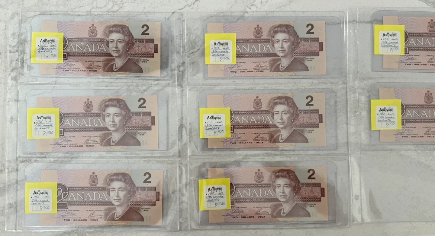 Uncirculated & Sequential 1986 Canadian $2 Bills image indicator(3)