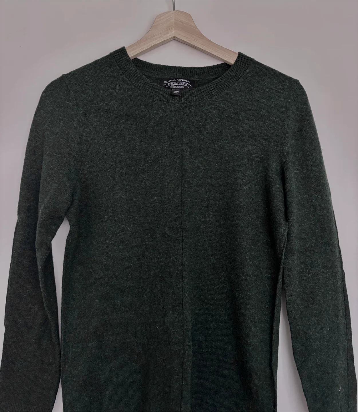 Banana Republic Merino Wool Blend Sweater - Size S image indicator(2)