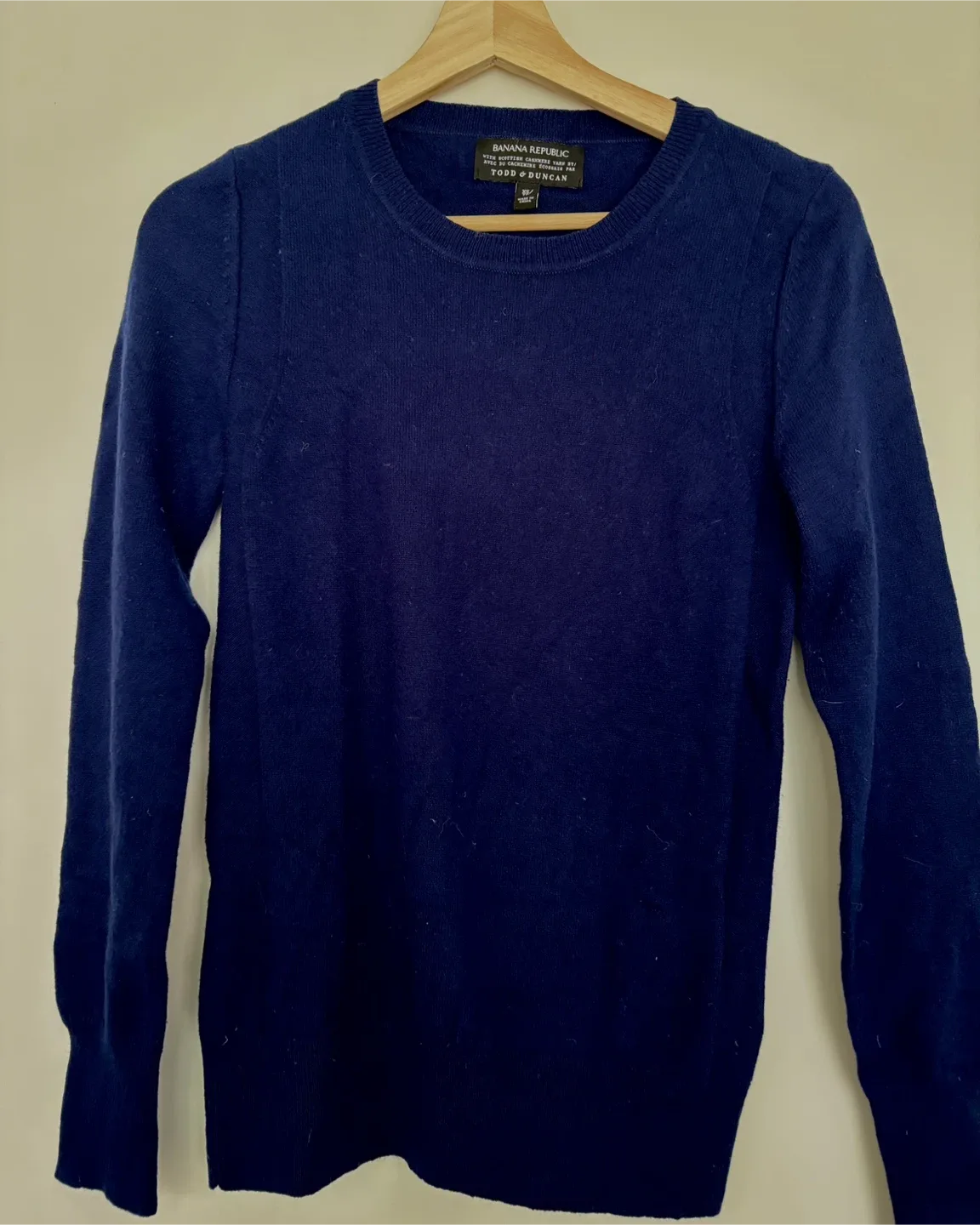 Banana Republic Cashmere Sweater - XS