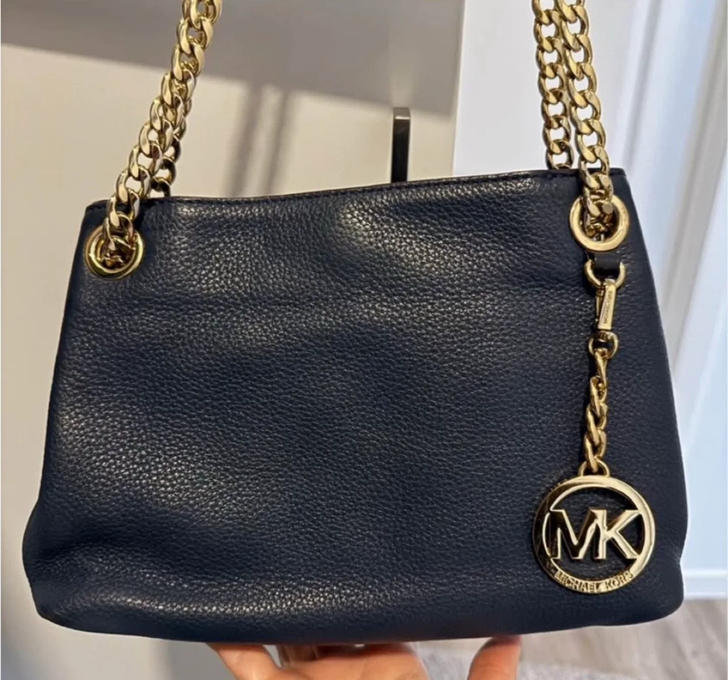 Michael Kors Black Leather Jet Set Tote image indicator(4)