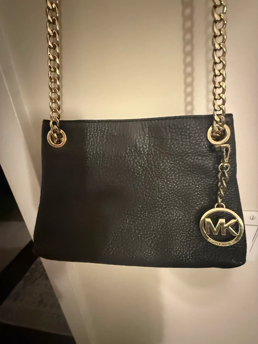 Michael Kors Black Leather Jet Set Tote image indicator(7)