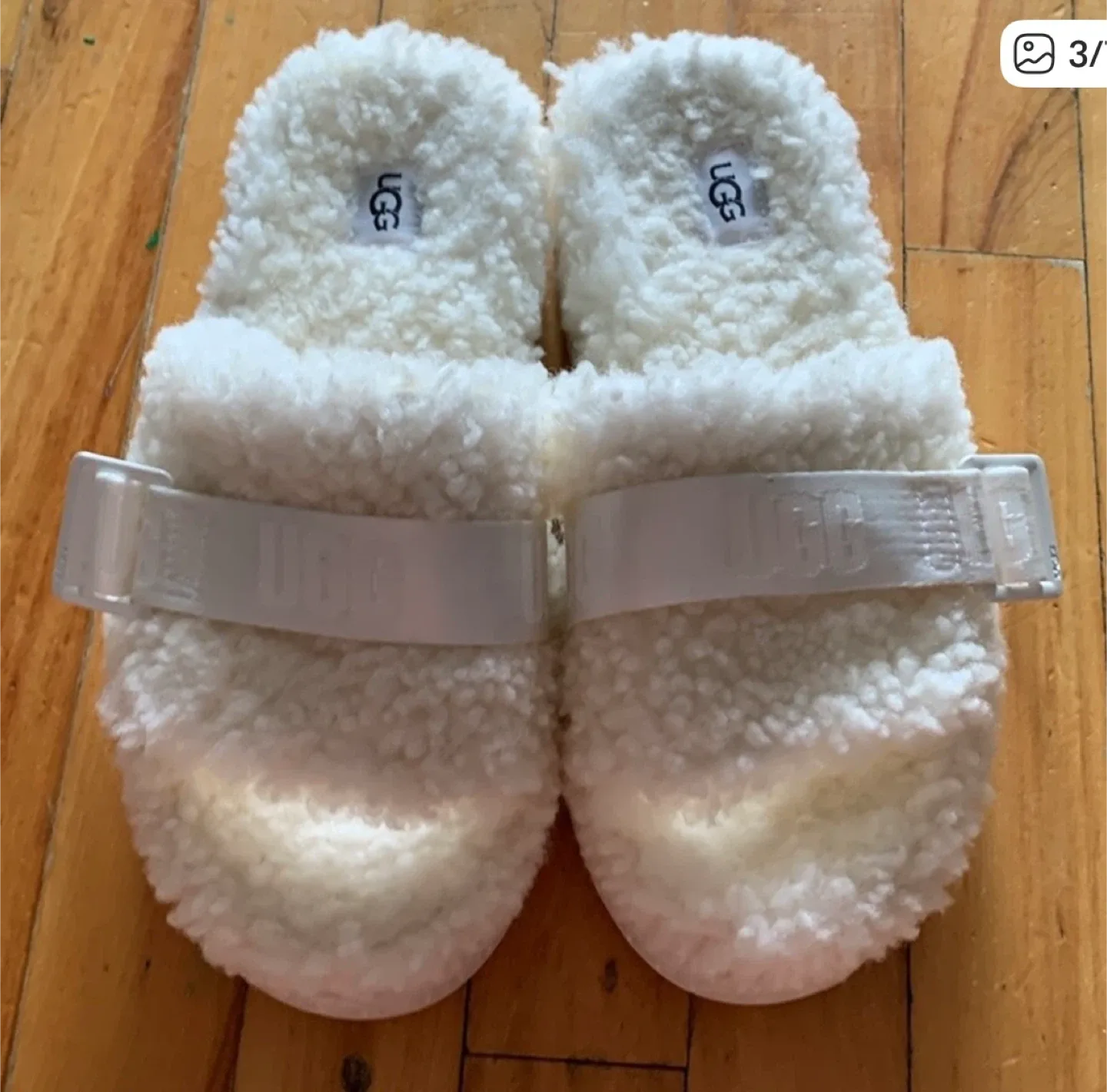Brand New UGG Fluffita White Slide Platform Sz 8 image indicator(3)