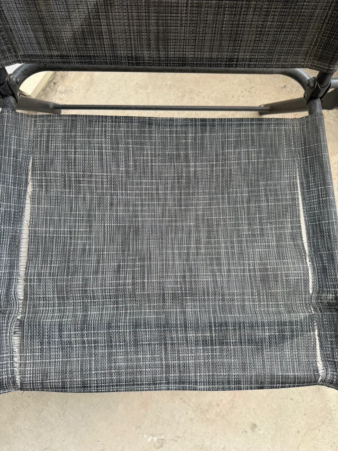 Outdoor Folding Chairs - Set of 4 image indicator(3)