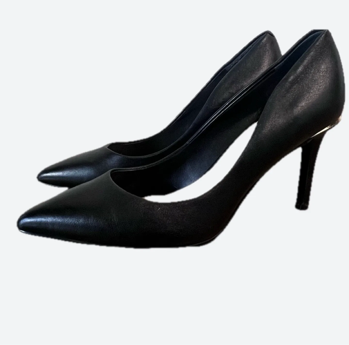 Guess Black Leather Point-Toe Stiletto image indicator(2)