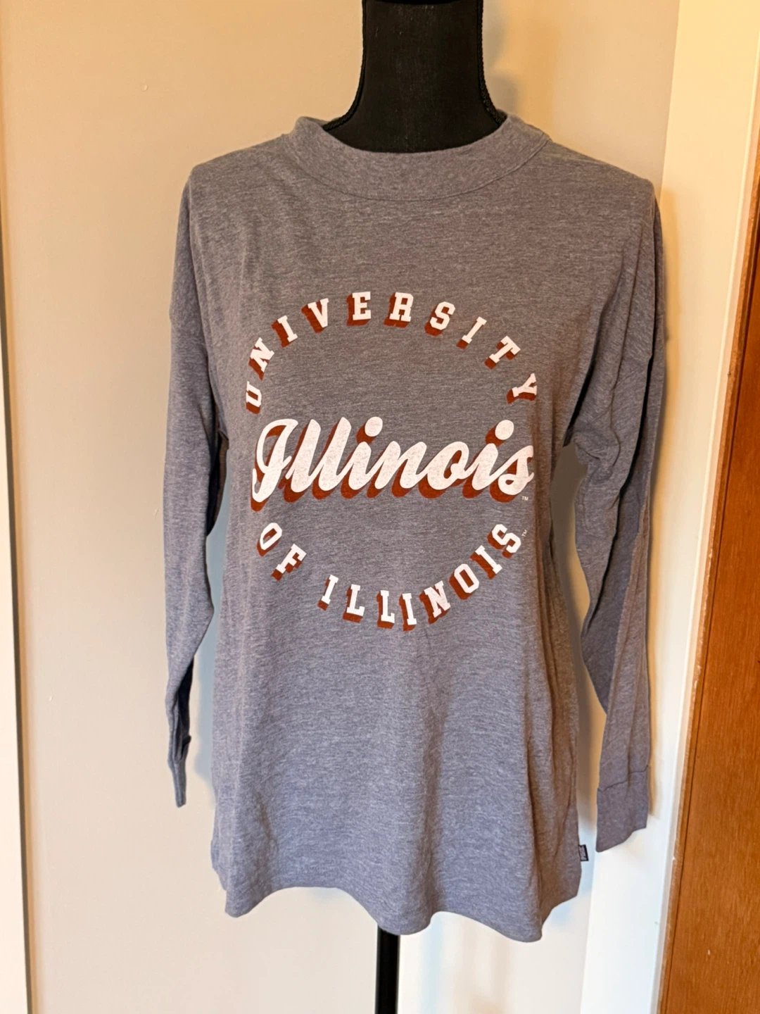 PINK Victoria's Secret University of Illinois XS Top
