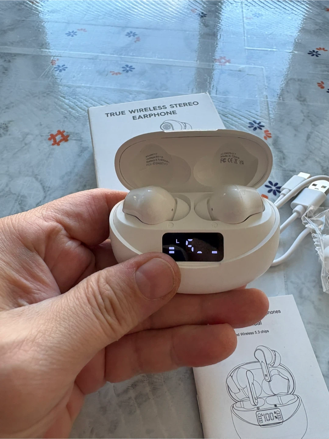 i17 True Wireless Stereo Earphones  – Brand New - photo 2