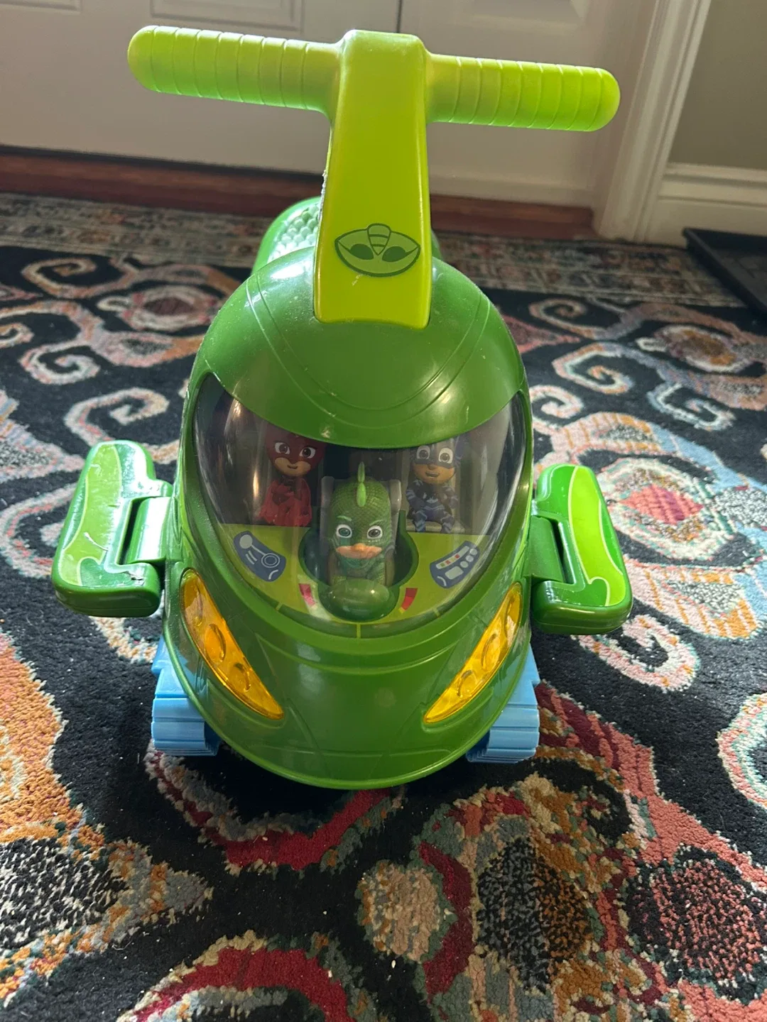PJ Masks Gekko Mobile Ride-On Toy image indicator(2)