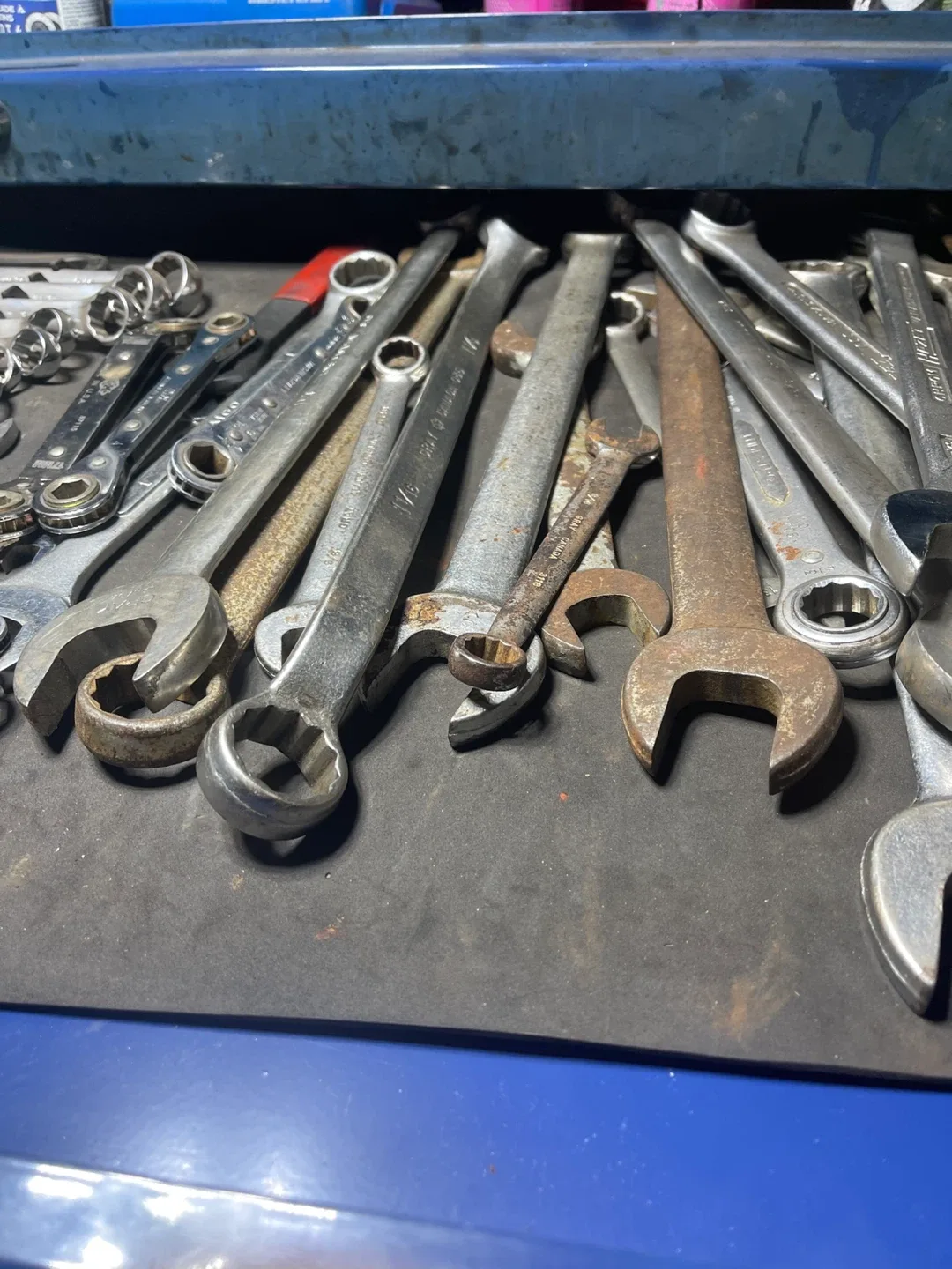 Mixed Lot of Used Hand Tools image indicator(4)