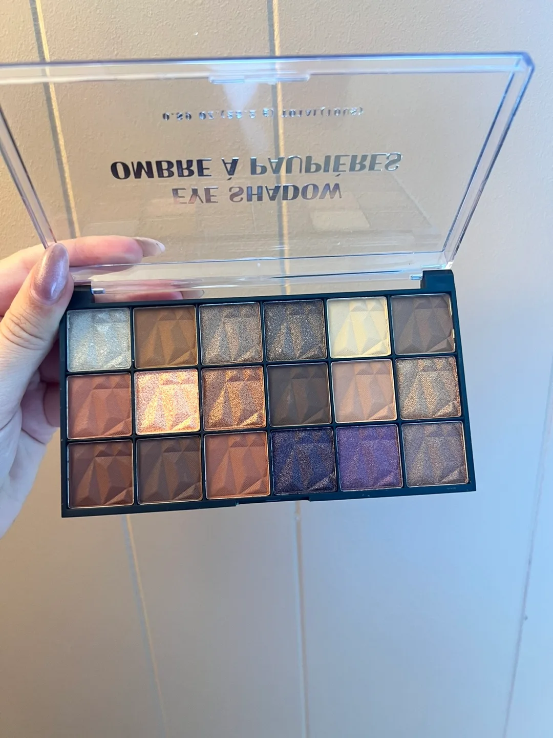 Ombre A Paupieres Eyeshadow Palette image indicator(3)