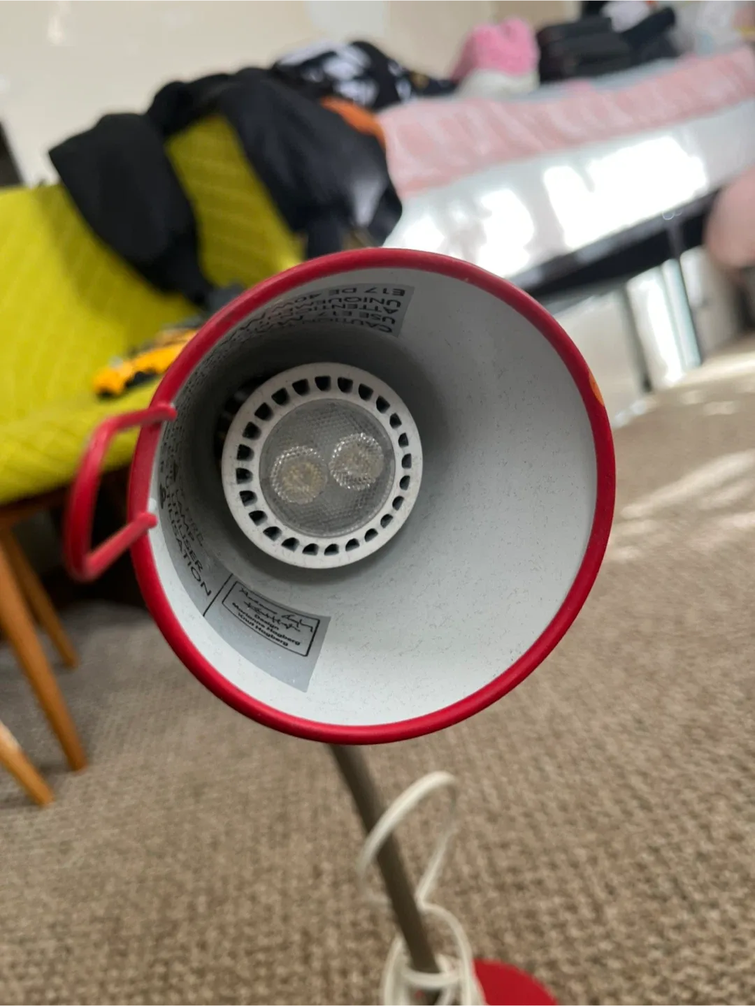 Red Desk Lamp image indicator(2)