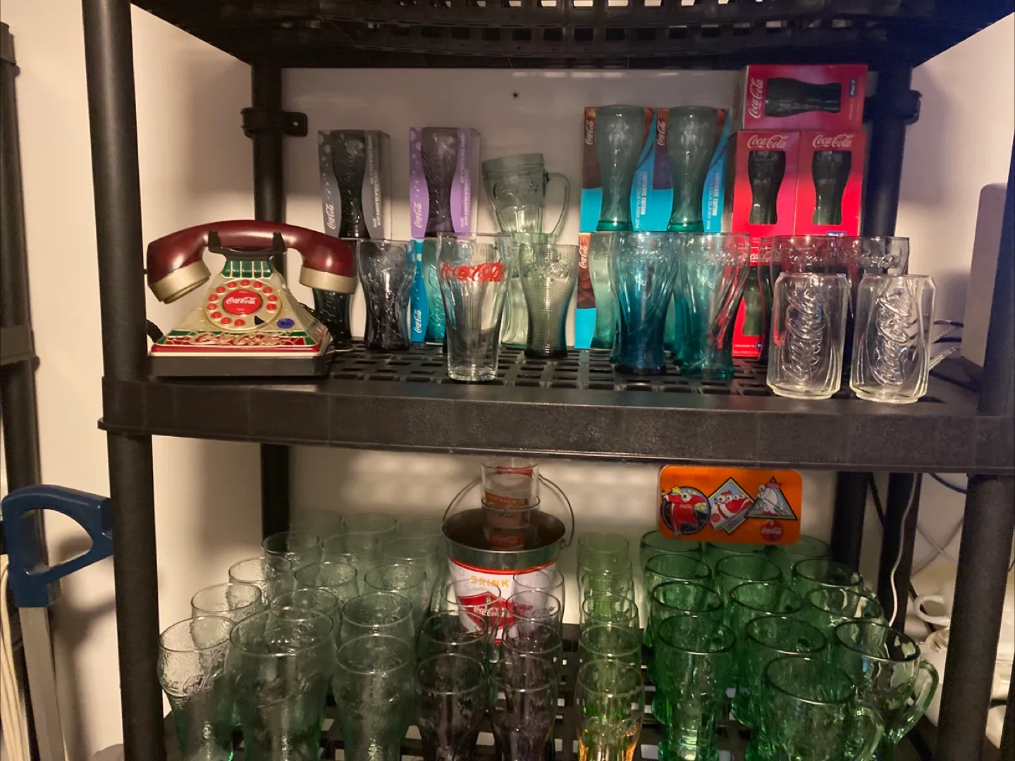 Coca-Cola Collectibles and Glasses image indicator(4)