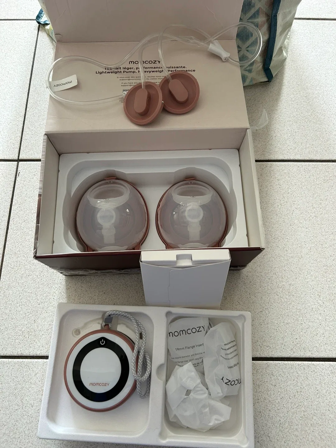 New open box- Momcozy V1 Pro Breast Pump - Cozy Red image indicator(6)
