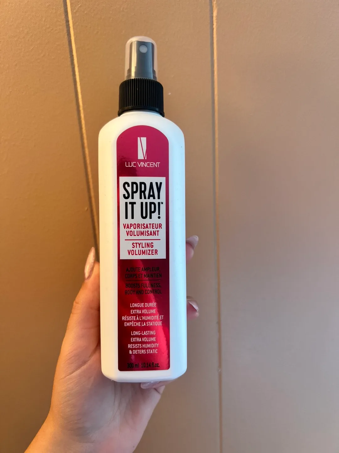 Luc Vincent Spray It Up! Styling Volumizer image indicator(2)