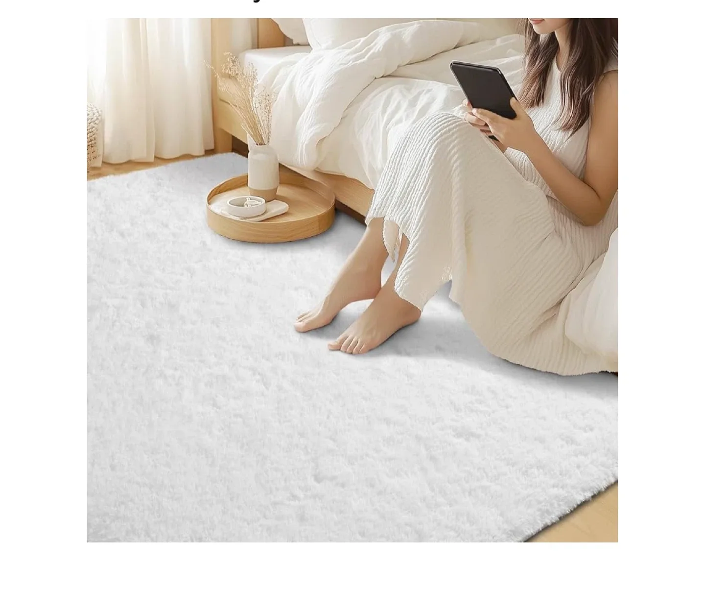 Fluffy White Area Rug - Soft & Skin Friendly image indicator(4)