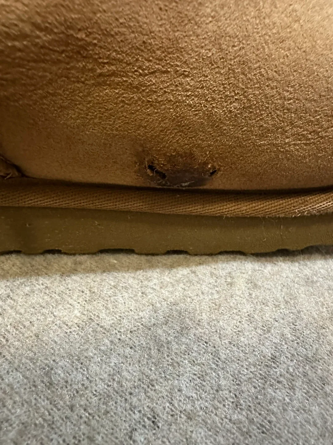 UGG Classic Short Boots - Size 8 Womens (Well-loved) image indicator(5)