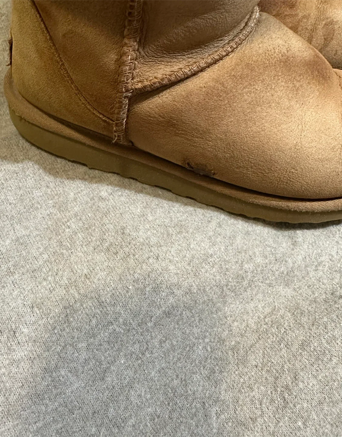 UGG Classic Short Boots - Size 8 Womens (Well-loved) image indicator(8)