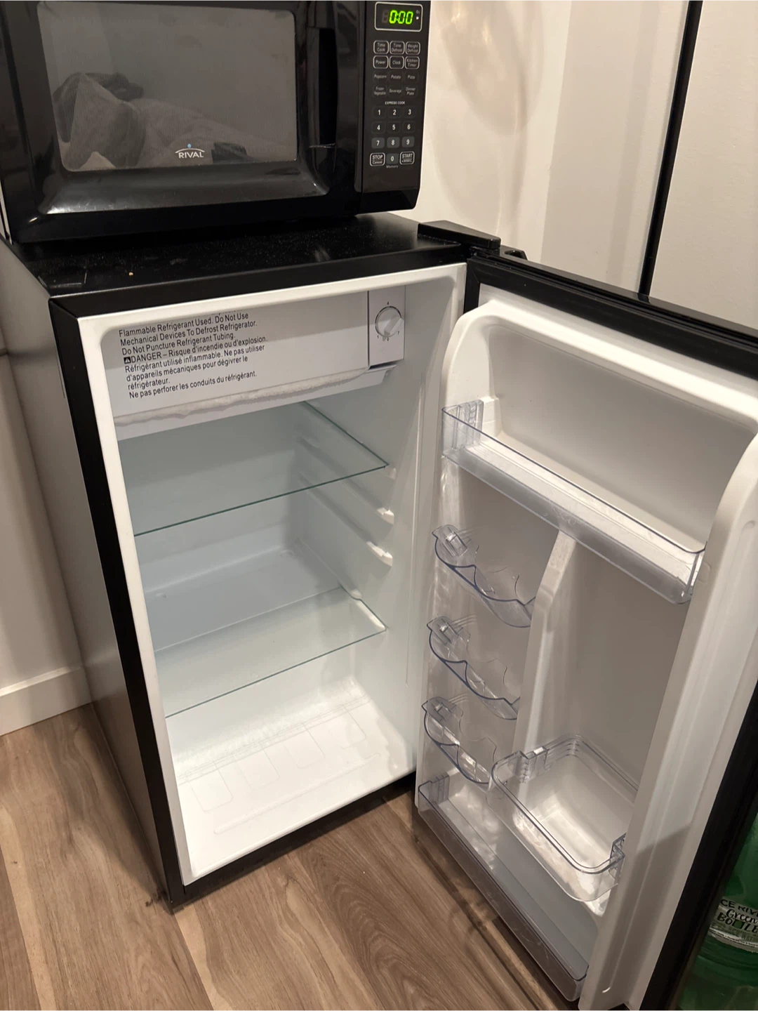 Small fridge - photo 2