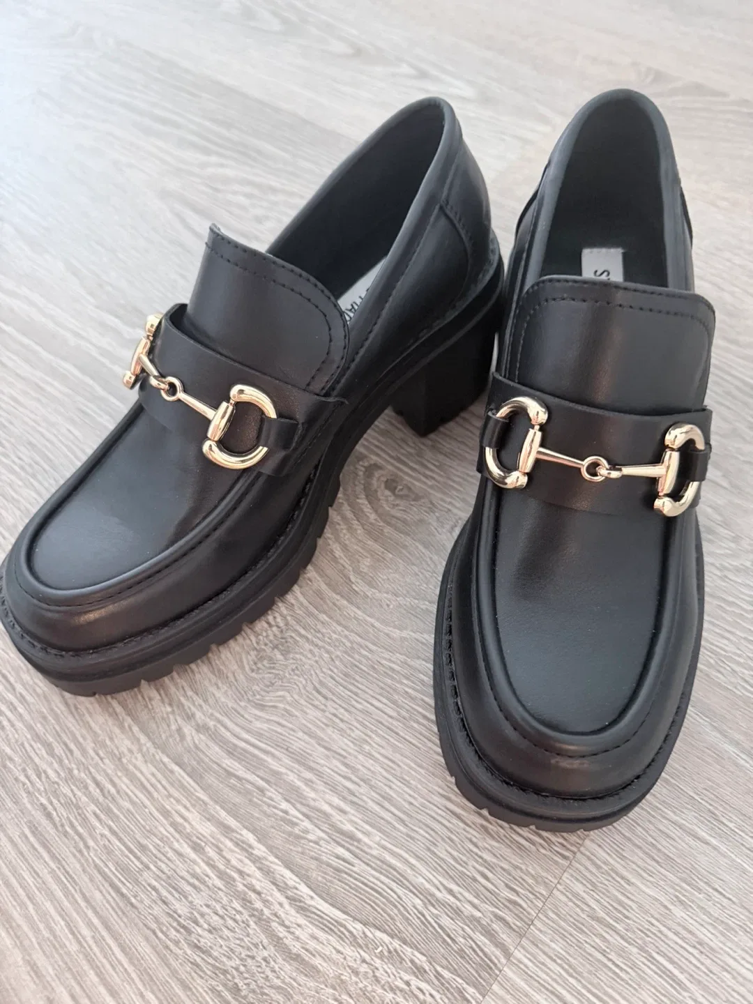 Steve Madden Black Loafer Heels - Size 6.5 image indicator(4)