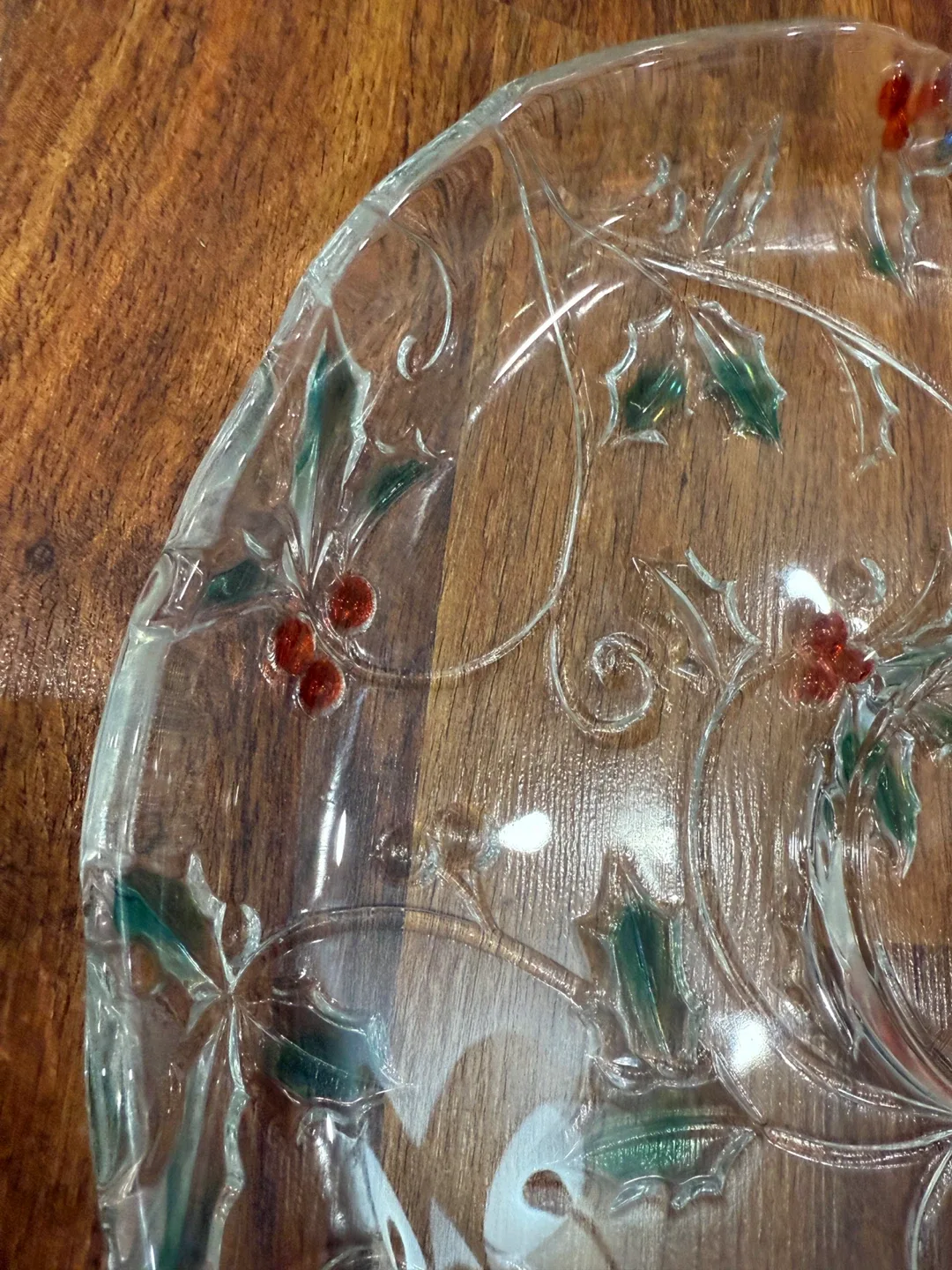 Clear Glass Serving Platter with Holly Design image indicator(5)