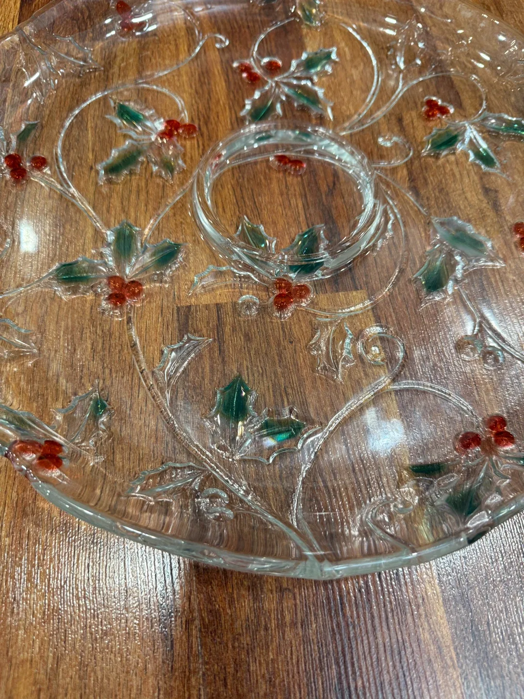 Clear Glass Serving Platter with Holly Design image indicator(2)