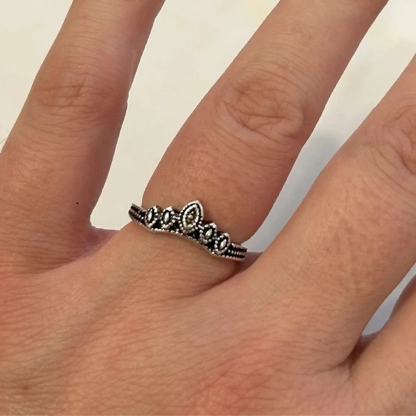 Yicen Bohemian Silver Tiara Ring Boho Size 7 thumbnail