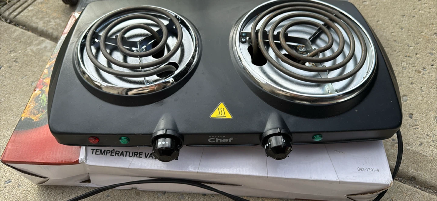 Master Chef Double Burner - Like New! - photo 3